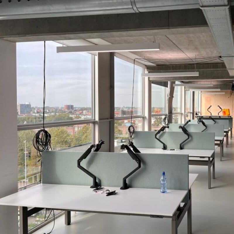 PHL volspectrumd daglicht lamp - Lichtlijn archtecten kantoor rotterdam