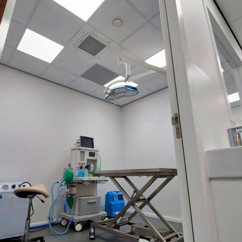 Dentled LED-panelen zijn geïntegreerd in elk aspect van de kliniek-4