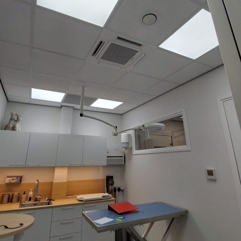 Dentled LED-panelen zijn geïntegreerd in elk aspect van de kliniek-5